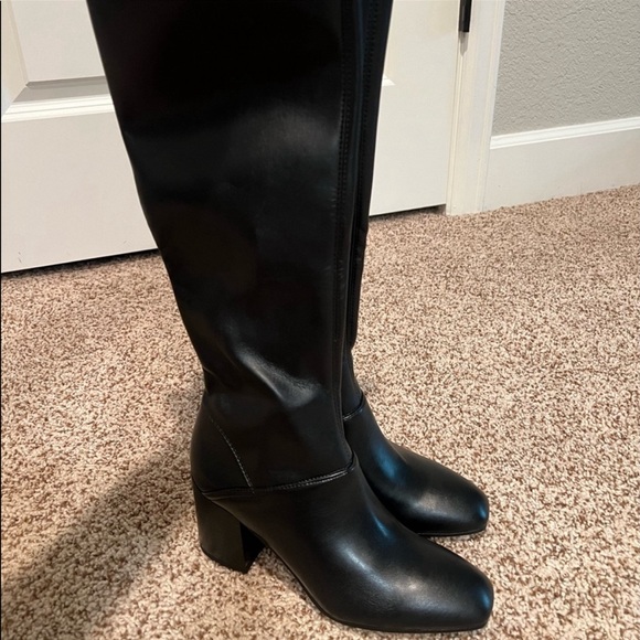 Black Heeled Knee High Boots - Picture 2 of 2